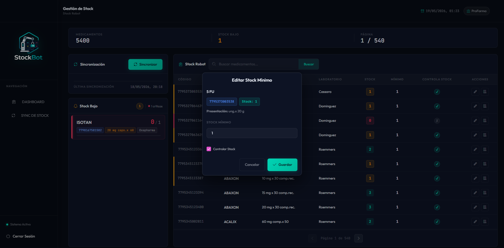 Pantalla de login de StockBot con branding del primer cliente ProFarma